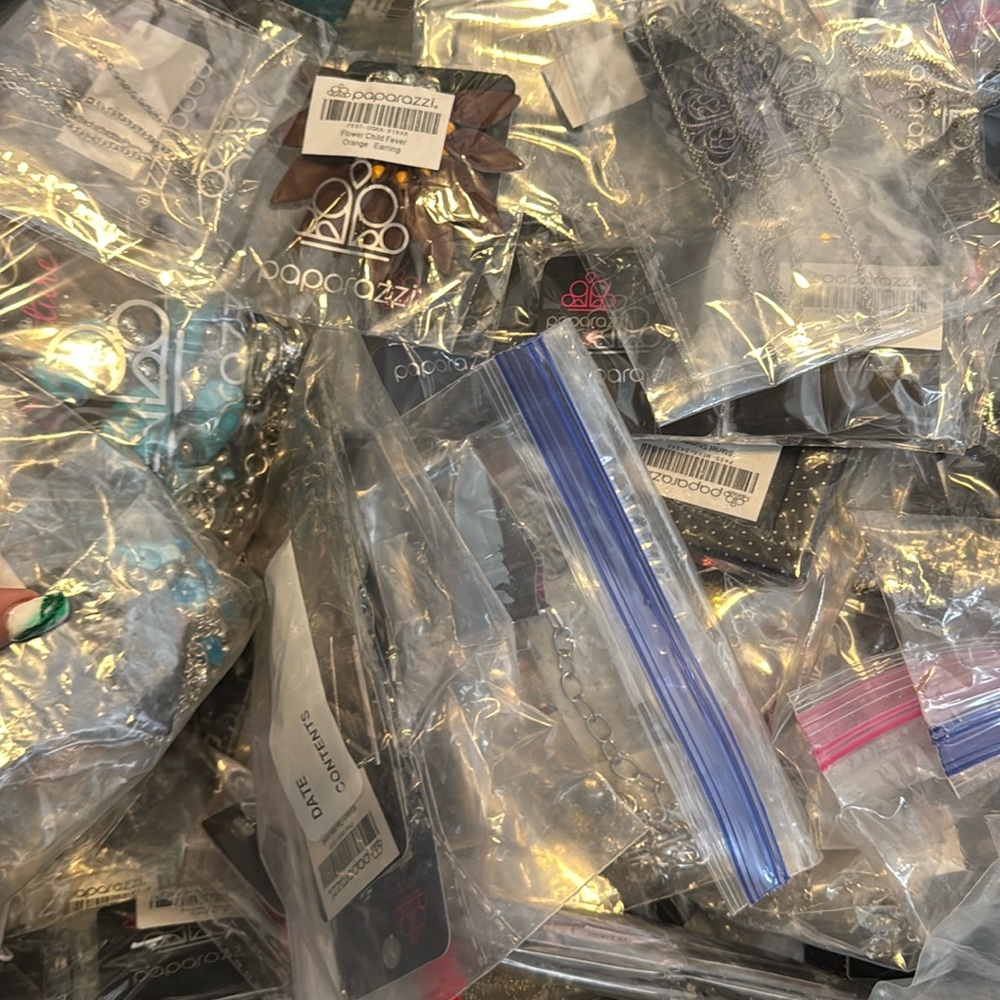 60 Piece Paparazzi Jewelry Lot
